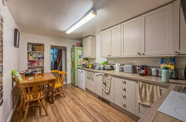 Flora Street, Cathays, Cardiff - Image 2